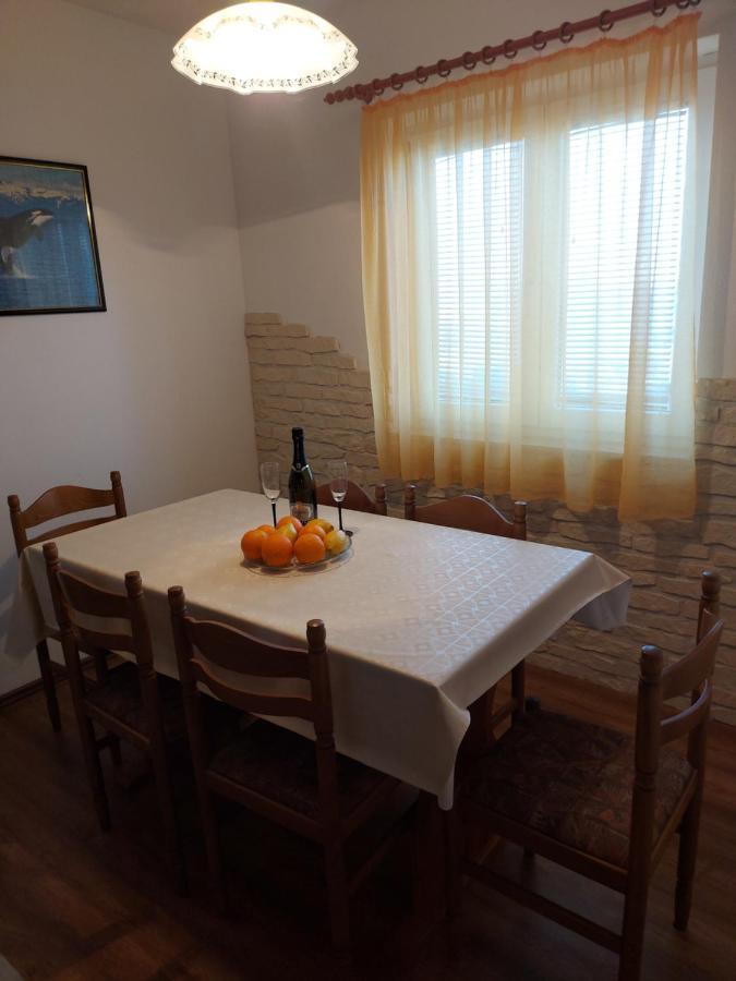Apartmani Tatjana Okrug Gornji Bagian luar foto