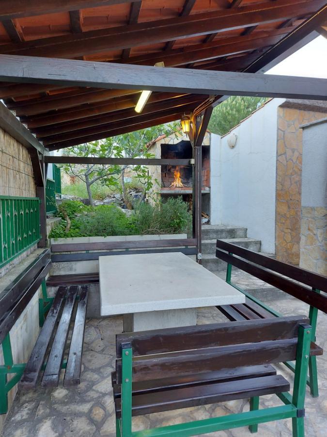 Apartmani Tatjana Okrug Gornji Bagian luar foto